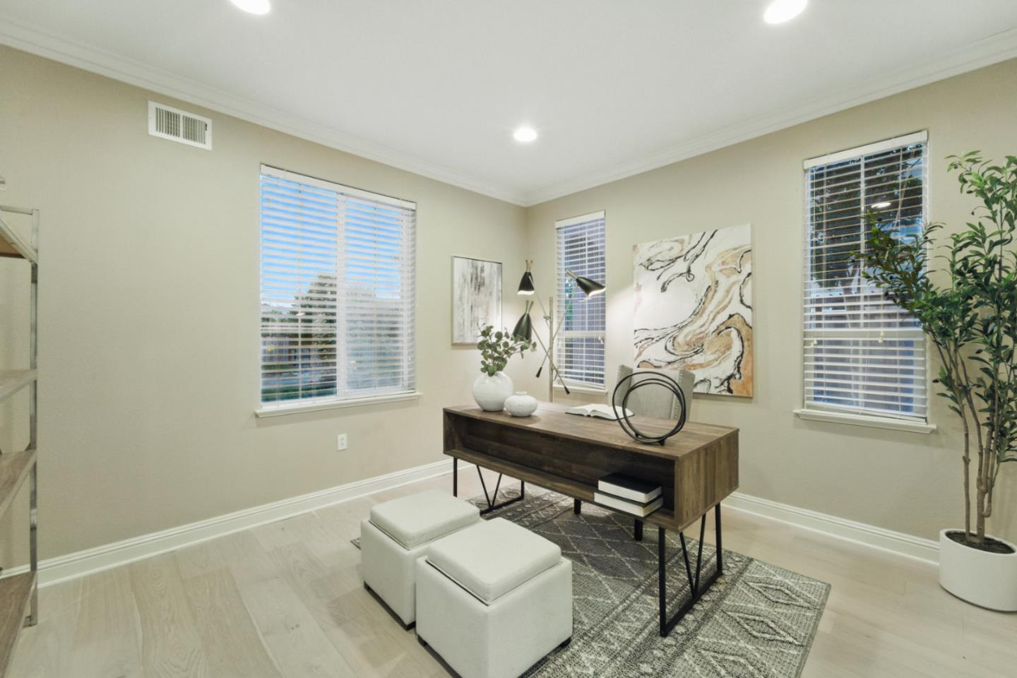 Detail Gallery Image 15 of 77 For 4769 Whitetail Ln, San Jose,  CA 95138 - 6 Beds | 3/1 Baths