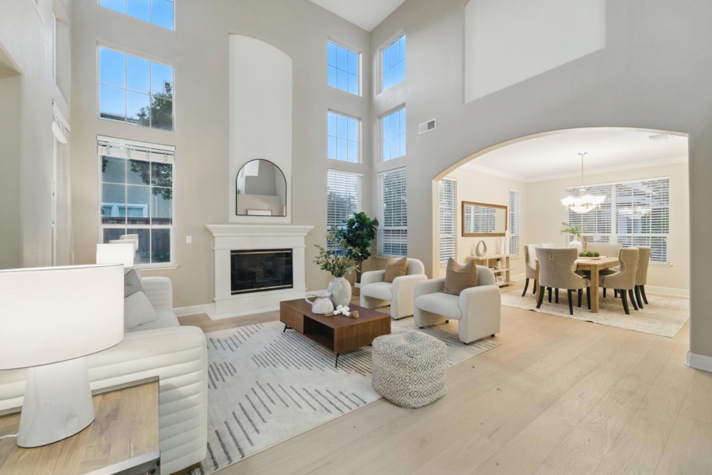 Detail Gallery Image 3 of 77 For 4769 Whitetail Ln, San Jose,  CA 95138 - 6 Beds | 3/1 Baths