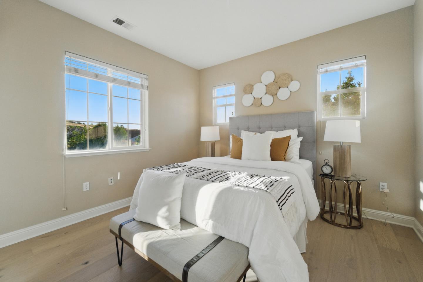Detail Gallery Image 31 of 77 For 4769 Whitetail Ln, San Jose,  CA 95138 - 6 Beds | 3/1 Baths