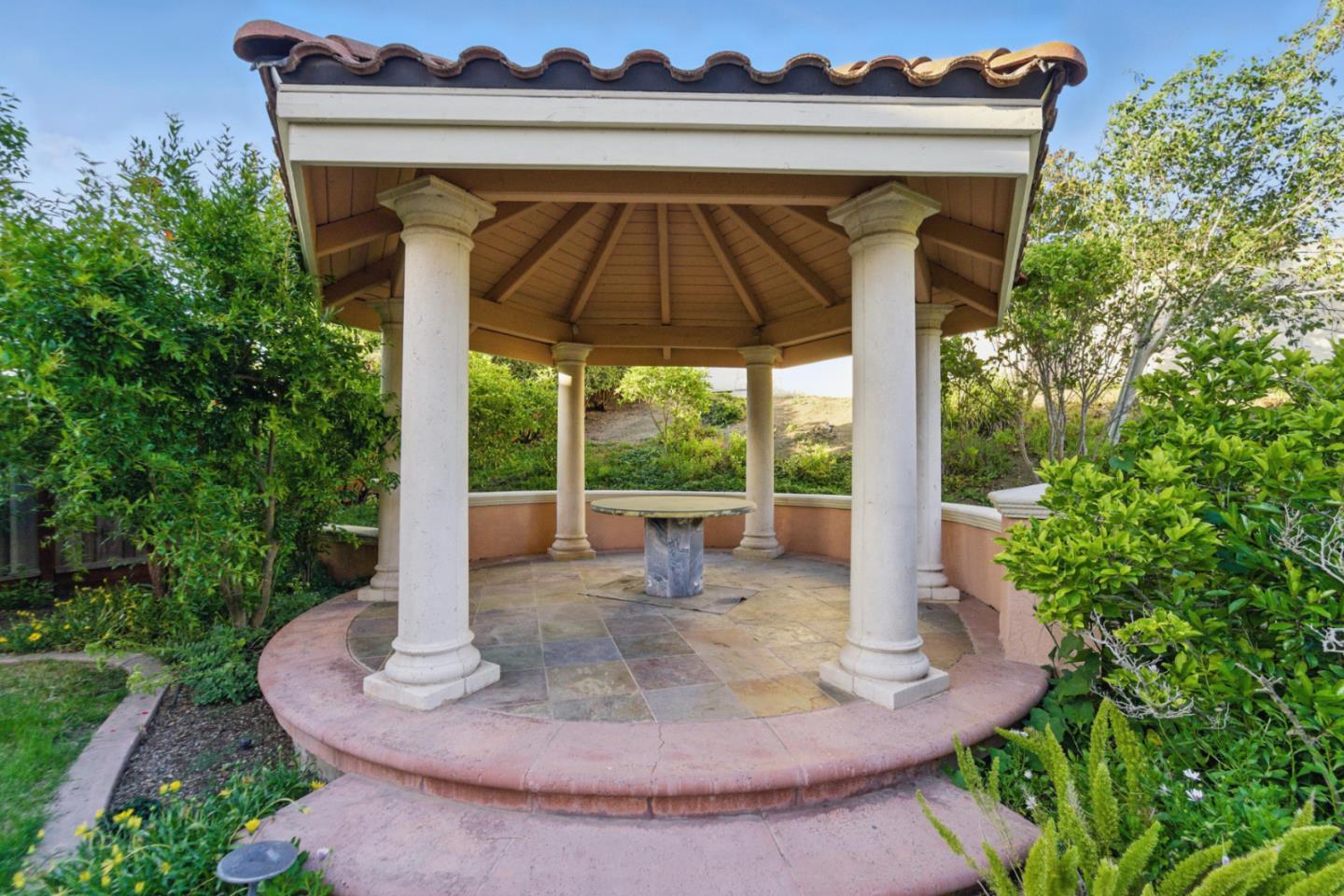 Detail Gallery Image 42 of 77 For 4769 Whitetail Ln, San Jose,  CA 95138 - 6 Beds | 3/1 Baths
