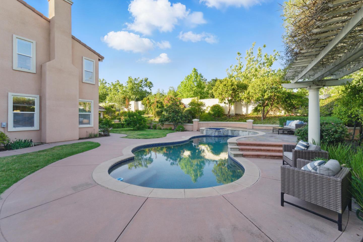 Detail Gallery Image 45 of 77 For 4769 Whitetail Ln, San Jose,  CA 95138 - 6 Beds | 3/1 Baths