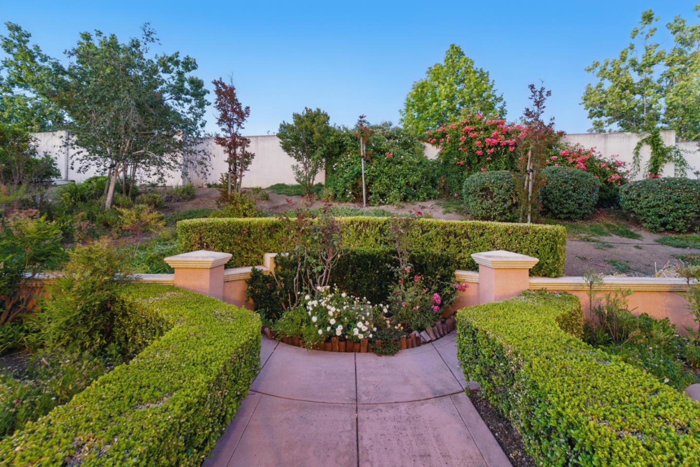 Detail Gallery Image 51 of 77 For 4769 Whitetail Ln, San Jose,  CA 95138 - 6 Beds | 3/1 Baths
