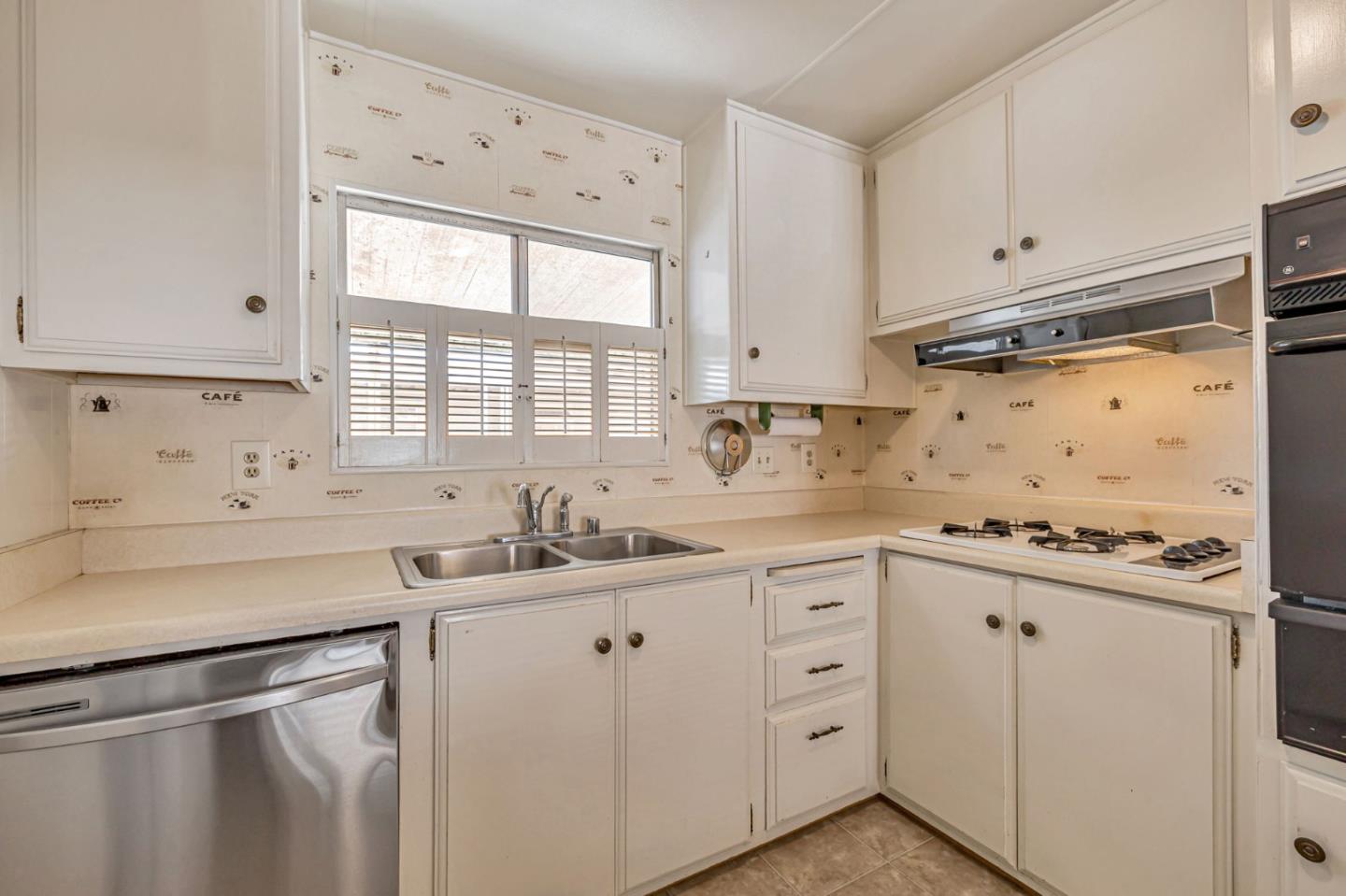 Detail Gallery Image 12 of 35 For 600 E Weddell Dr #244,  Sunnyvale,  CA 94089 - 2 Beds | 2 Baths