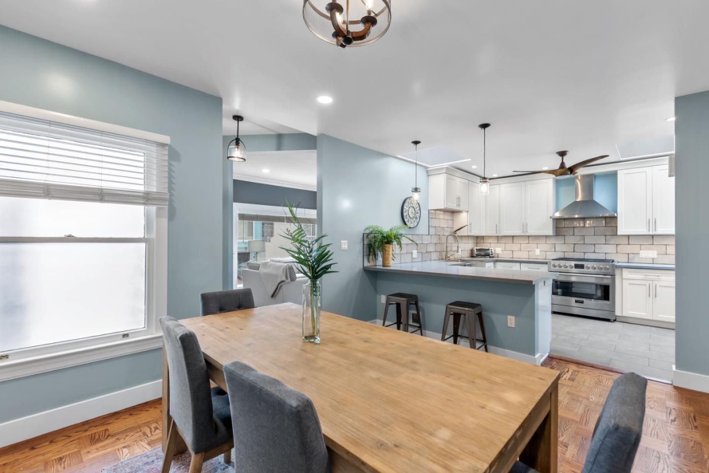 Detail Gallery Image 10 of 42 For 140 Saint Charles Ave, San Francisco,  CA 94132 - 2 Beds | 1 Baths