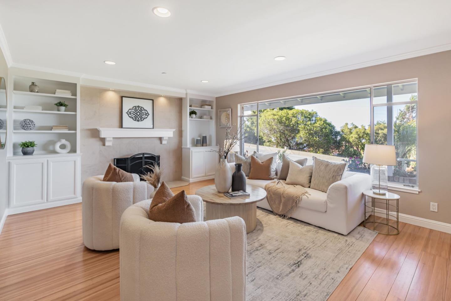 Detail Gallery Image 10 of 71 For 241 42nd Ave, San Mateo,  CA 94403 - 5 Beds | 4 Baths