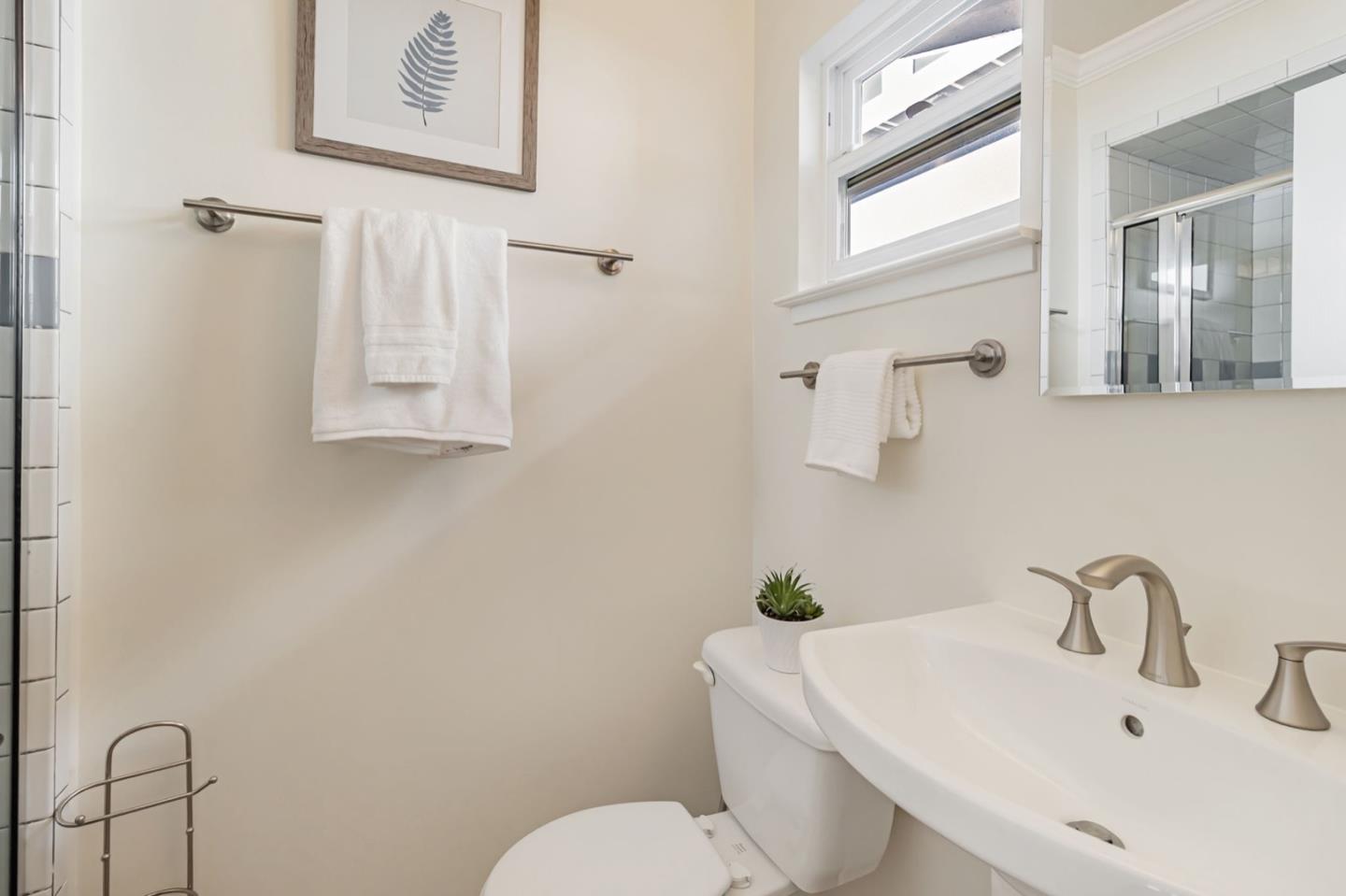 Detail Gallery Image 41 of 71 For 241 42nd Ave, San Mateo,  CA 94403 - 5 Beds | 4 Baths