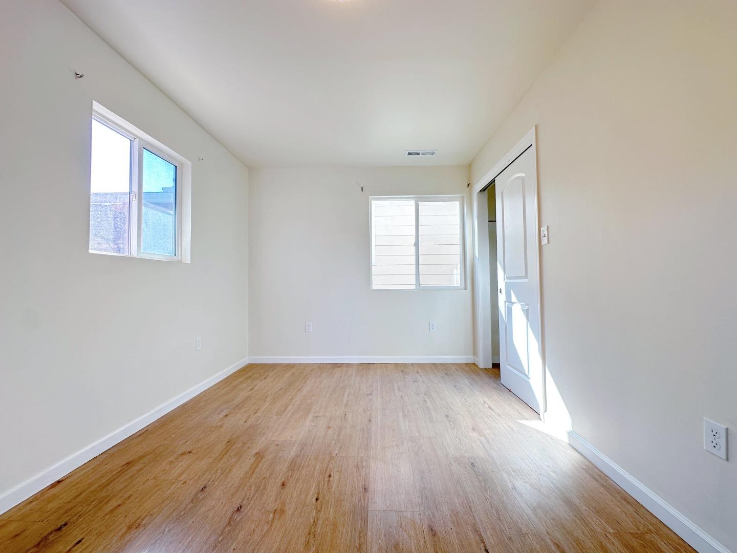 Detail Gallery Image 10 of 25 For 1525 Thrush Ave, San Leandro,  CA 94578 - 6 Beds | 5 Baths
