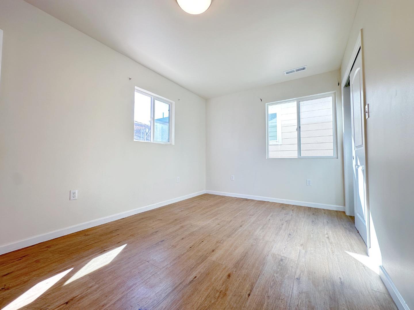 Detail Gallery Image 22 of 25 For 1525 Thrush Ave, San Leandro,  CA 94578 - 6 Beds | 5 Baths