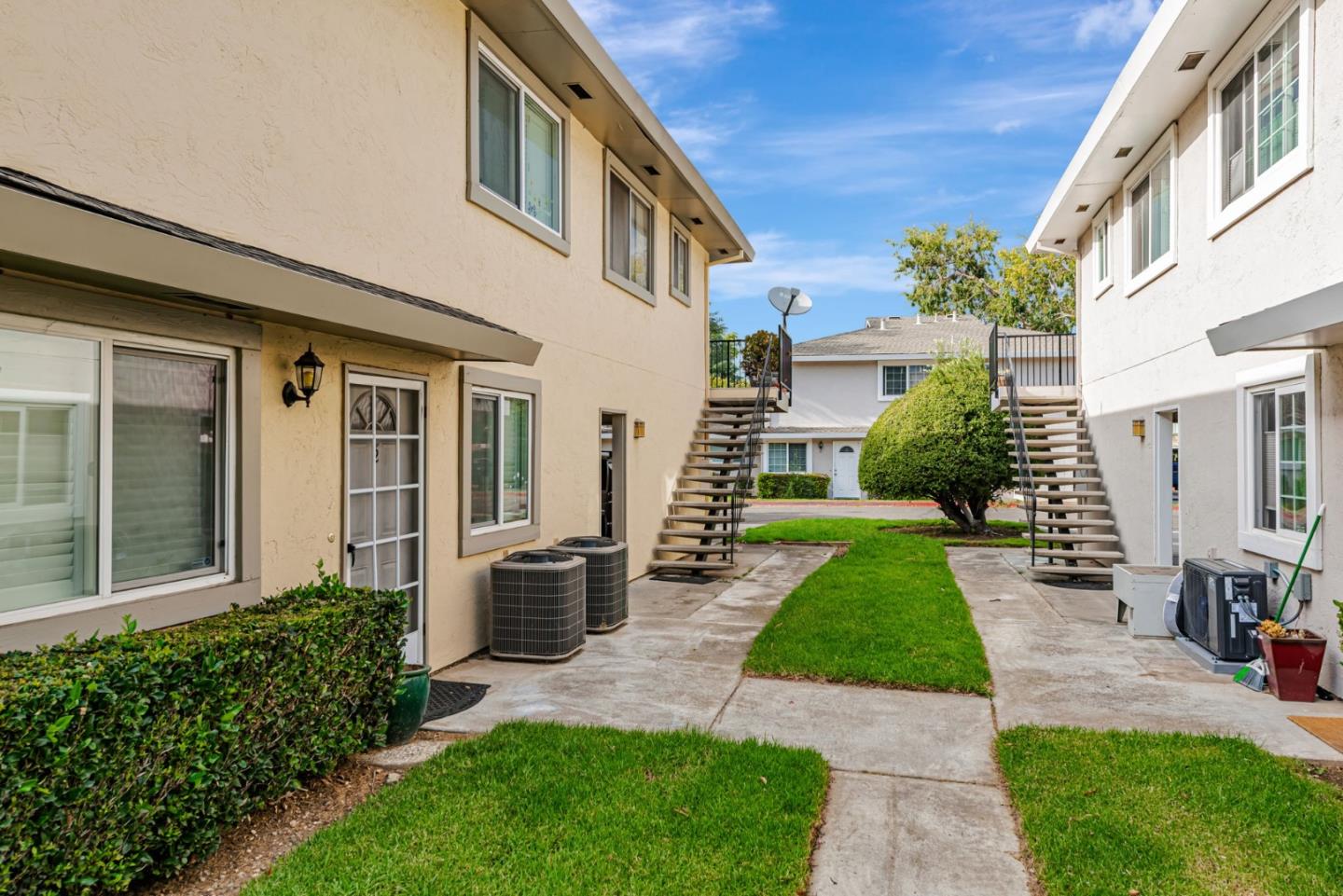 Detail Gallery Image 15 of 17 For 2323 Samaritan Dr #4,  San Jose,  CA 95124 - 2 Beds | 1 Baths