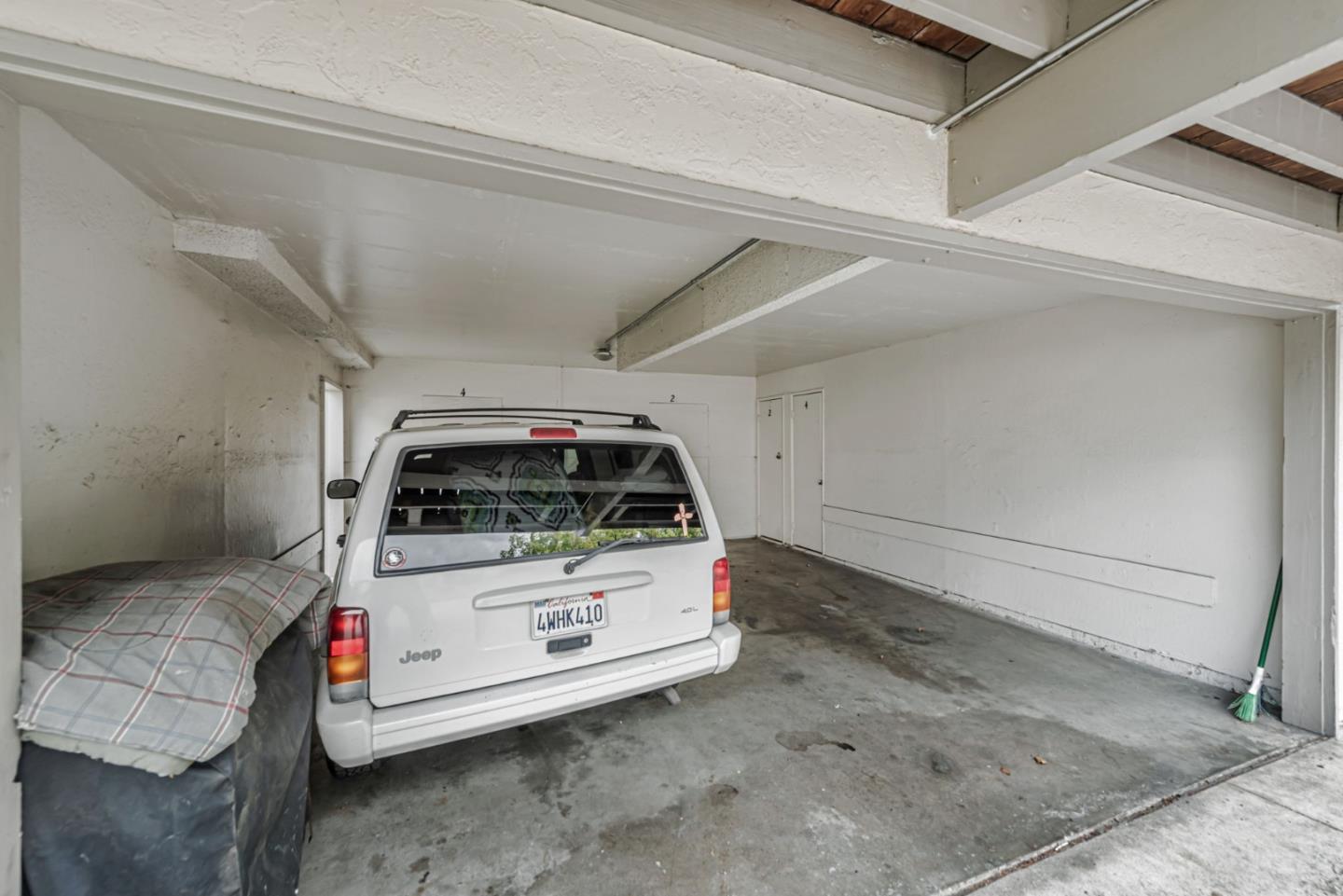 Detail Gallery Image 7 of 17 For 2323 Samaritan Dr #4,  San Jose,  CA 95124 - 2 Beds | 1 Baths