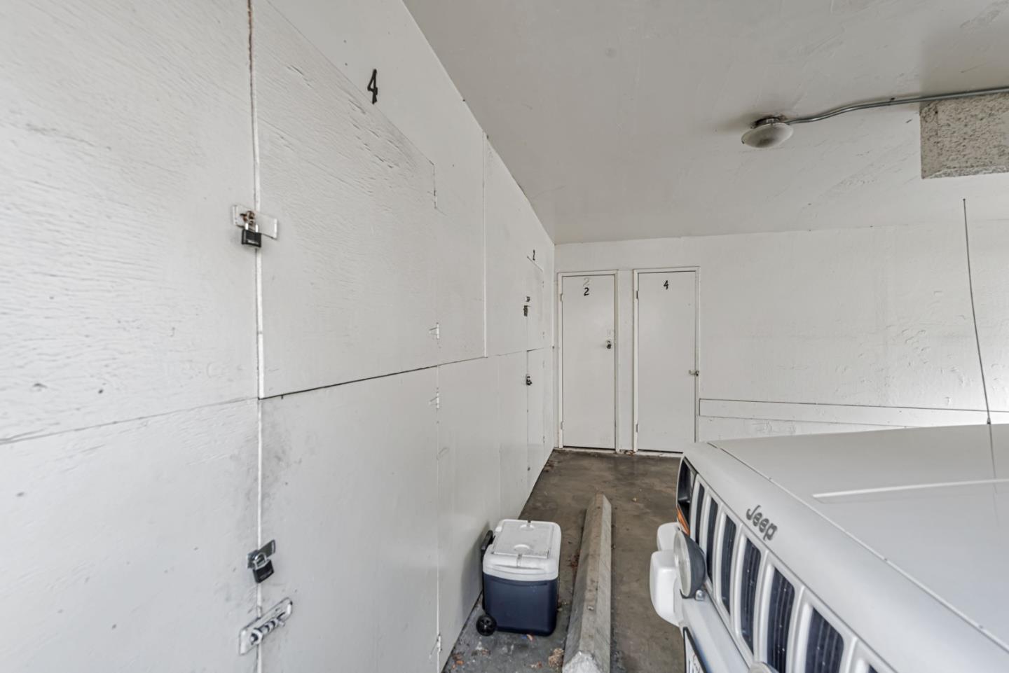 Detail Gallery Image 9 of 17 For 2323 Samaritan Dr #4,  San Jose,  CA 95124 - 2 Beds | 1 Baths