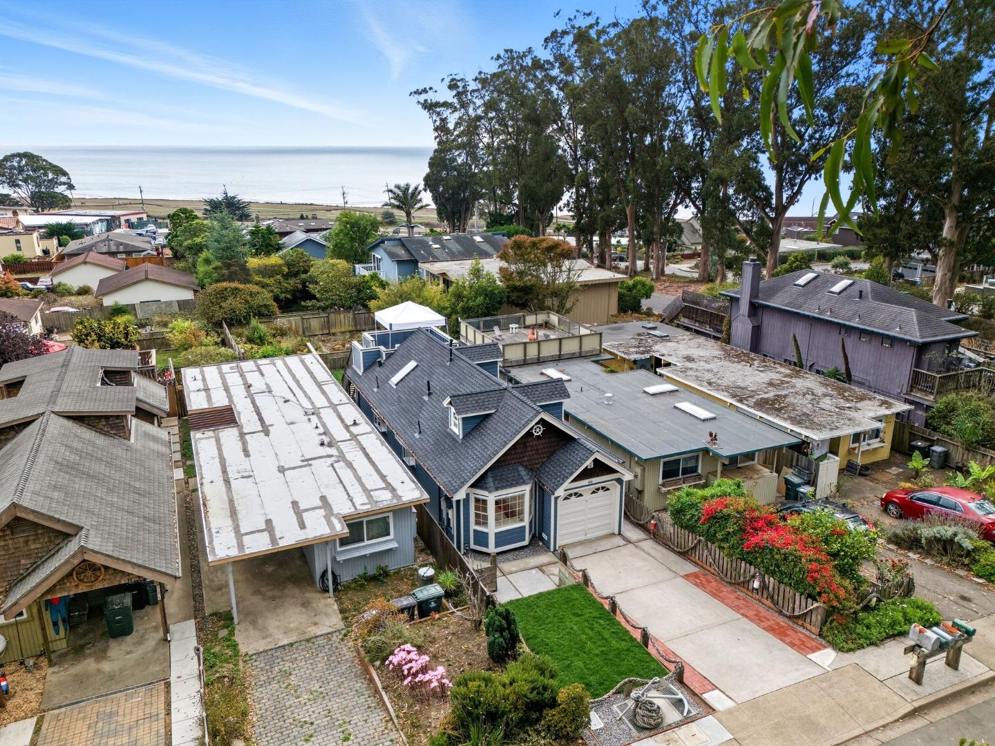 Detail Gallery Image 58 of 66 For 330 Avenue Cabrillo, El Granada,  CA 94018 - 2 Beds | 1 Baths