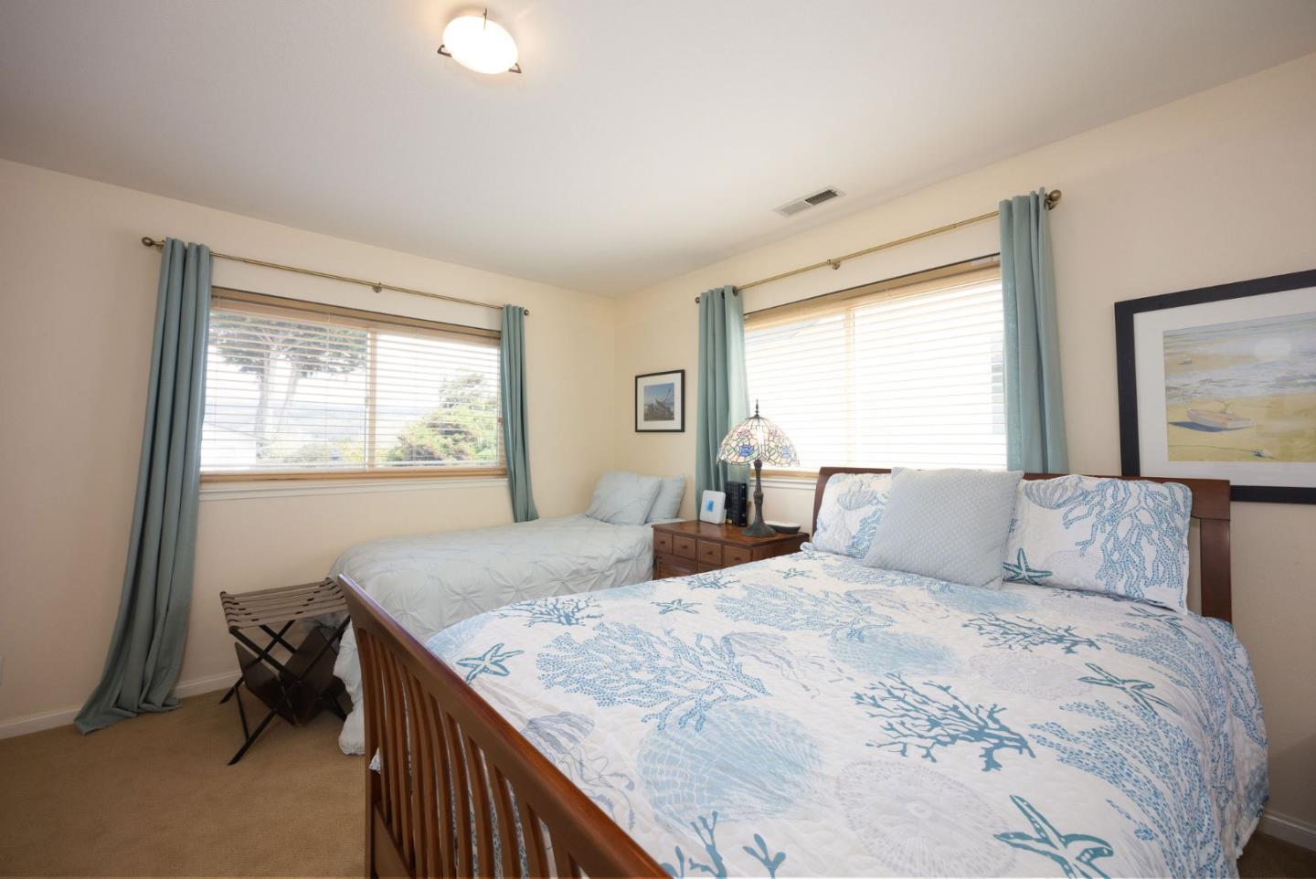 Detail Gallery Image 22 of 32 For 336 Miramontes Ave, Half Moon Bay,  CA 94019 - 4 Beds | 2/1 Baths