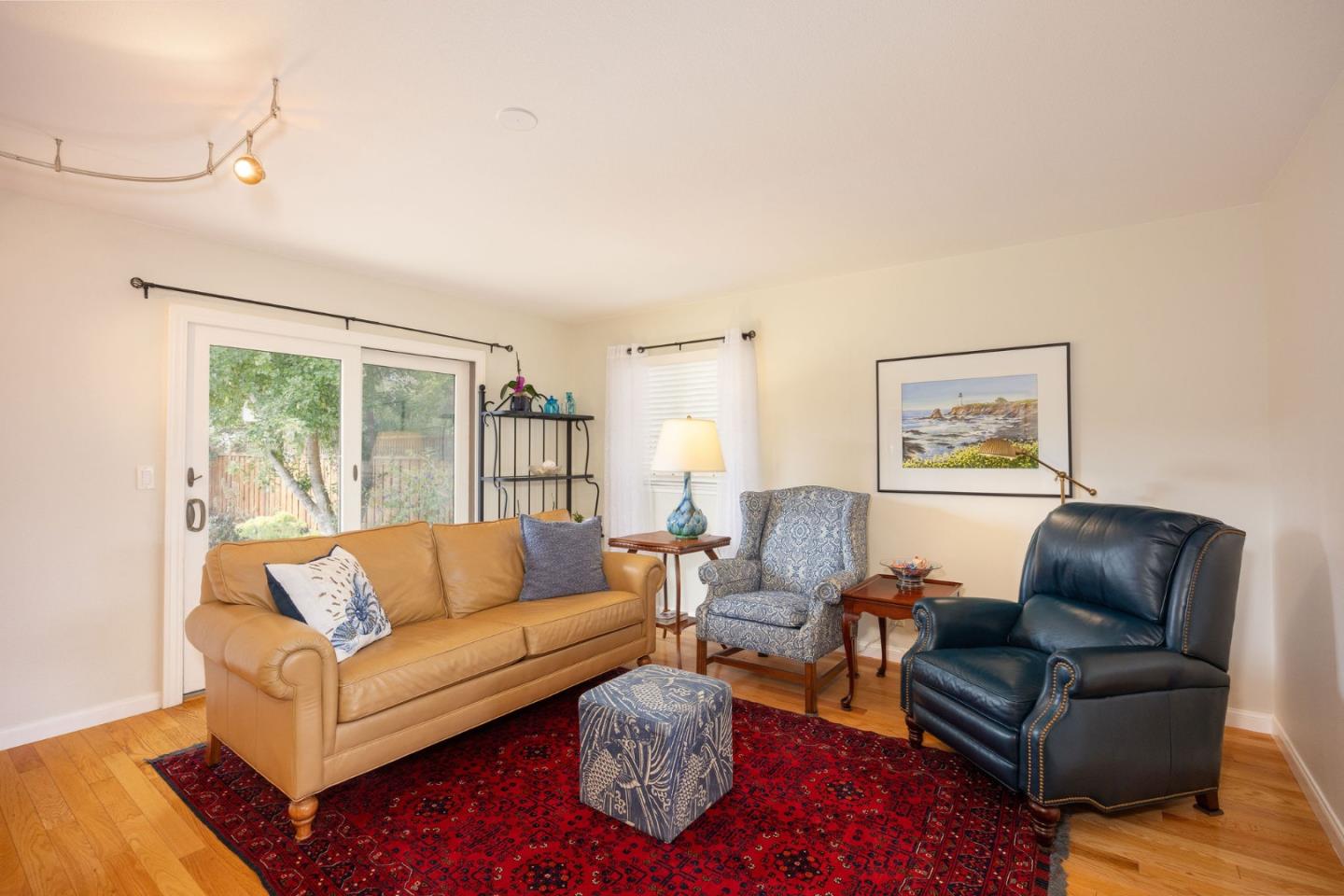 Detail Gallery Image 7 of 32 For 336 Miramontes Ave, Half Moon Bay,  CA 94019 - 4 Beds | 2/1 Baths