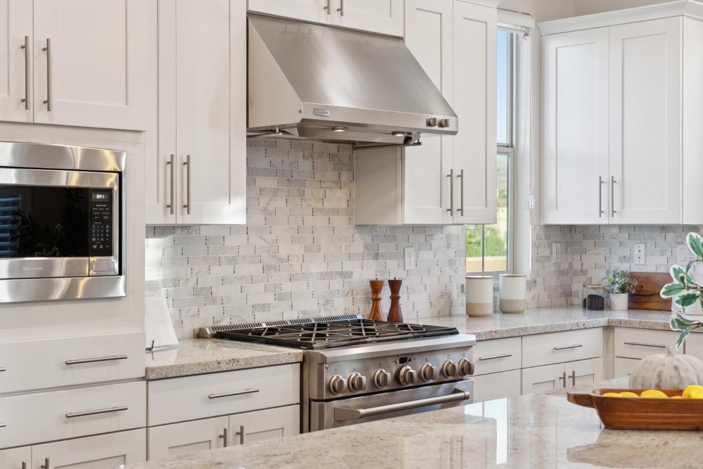 Detail Gallery Image 24 of 32 For 1566 Hidden Creek Ln, Milpitas,  CA 95035 - 4 Beds | 3/1 Baths