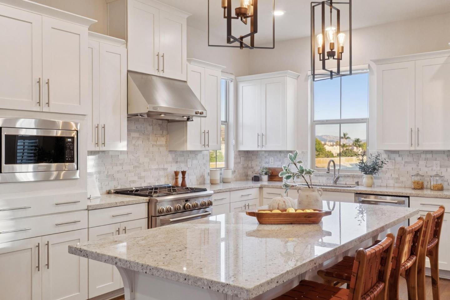 Detail Gallery Image 30 of 32 For 1566 Hidden Creek Ln, Milpitas,  CA 95035 - 4 Beds | 3/1 Baths