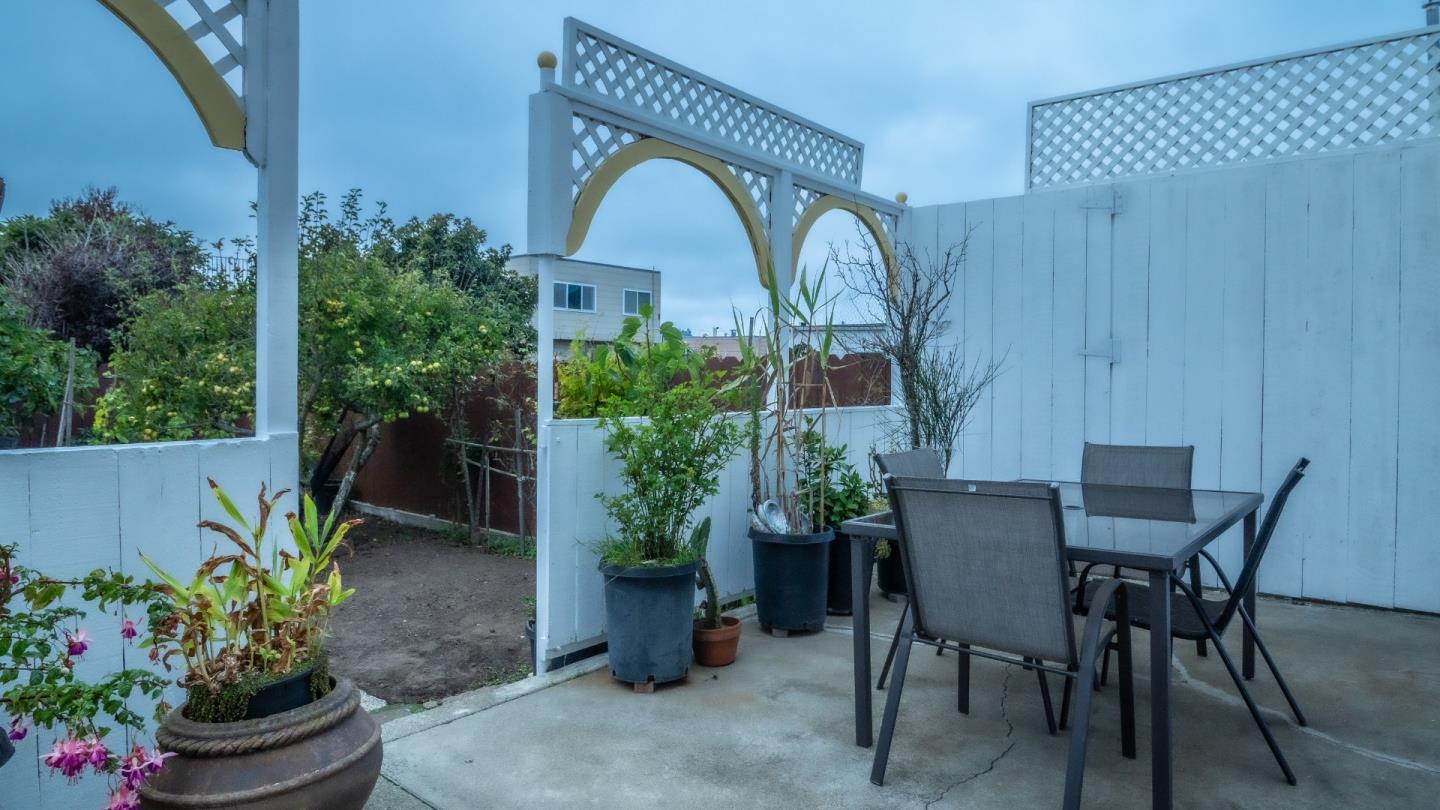 Detail Gallery Image 24 of 29 For 578 Athens St, San Francisco,  CA 94112 - 2 Beds | 1 Baths