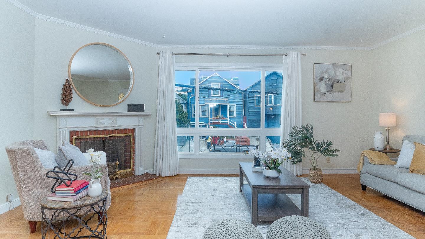 Detail Gallery Image 5 of 29 For 578 Athens St, San Francisco,  CA 94112 - 2 Beds | 1 Baths