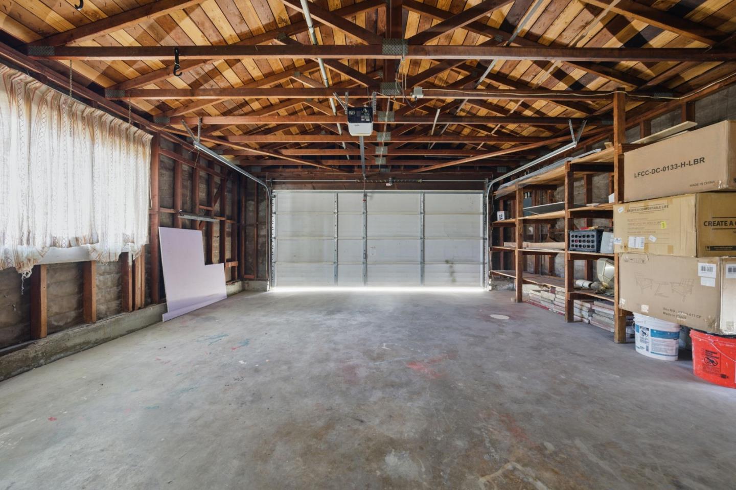 Detail Gallery Image 29 of 40 For 1693 Greentree Dr, Concord,  CA 94521 - 3 Beds | 2 Baths