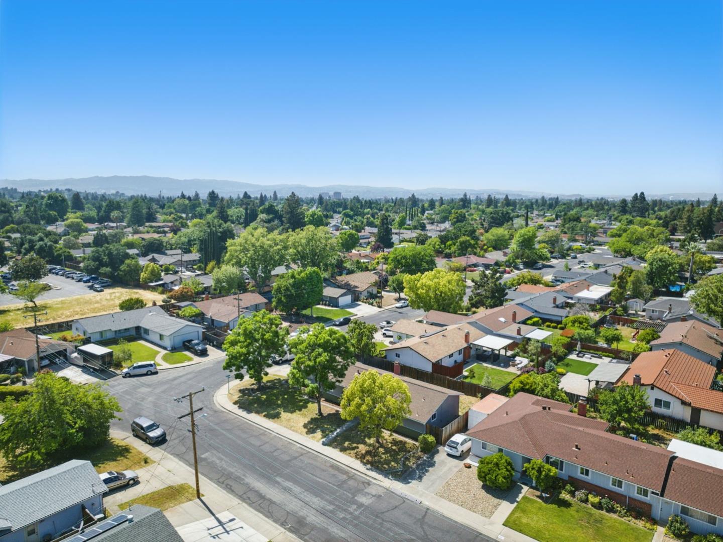Detail Gallery Image 33 of 40 For 1693 Greentree Dr, Concord,  CA 94521 - 3 Beds | 2 Baths