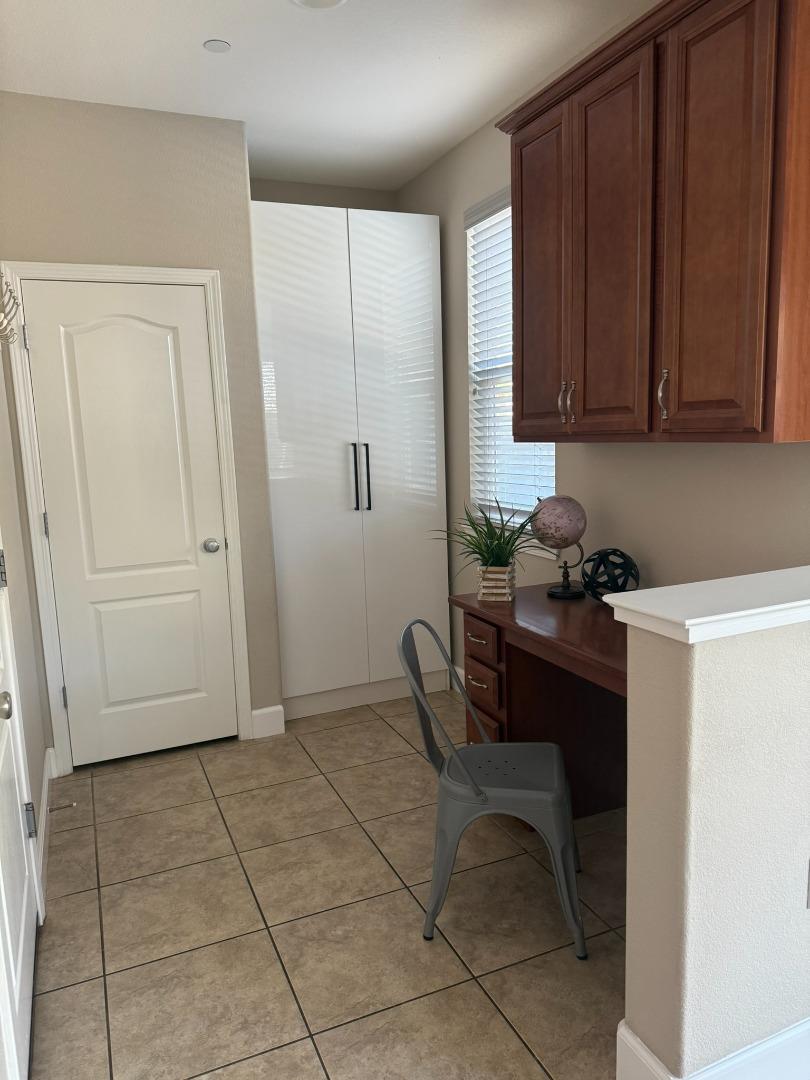 Detail Gallery Image 31 of 44 For 7722 Curry Dr, Gilroy,  CA 95020 - 5 Beds | 4/1 Baths