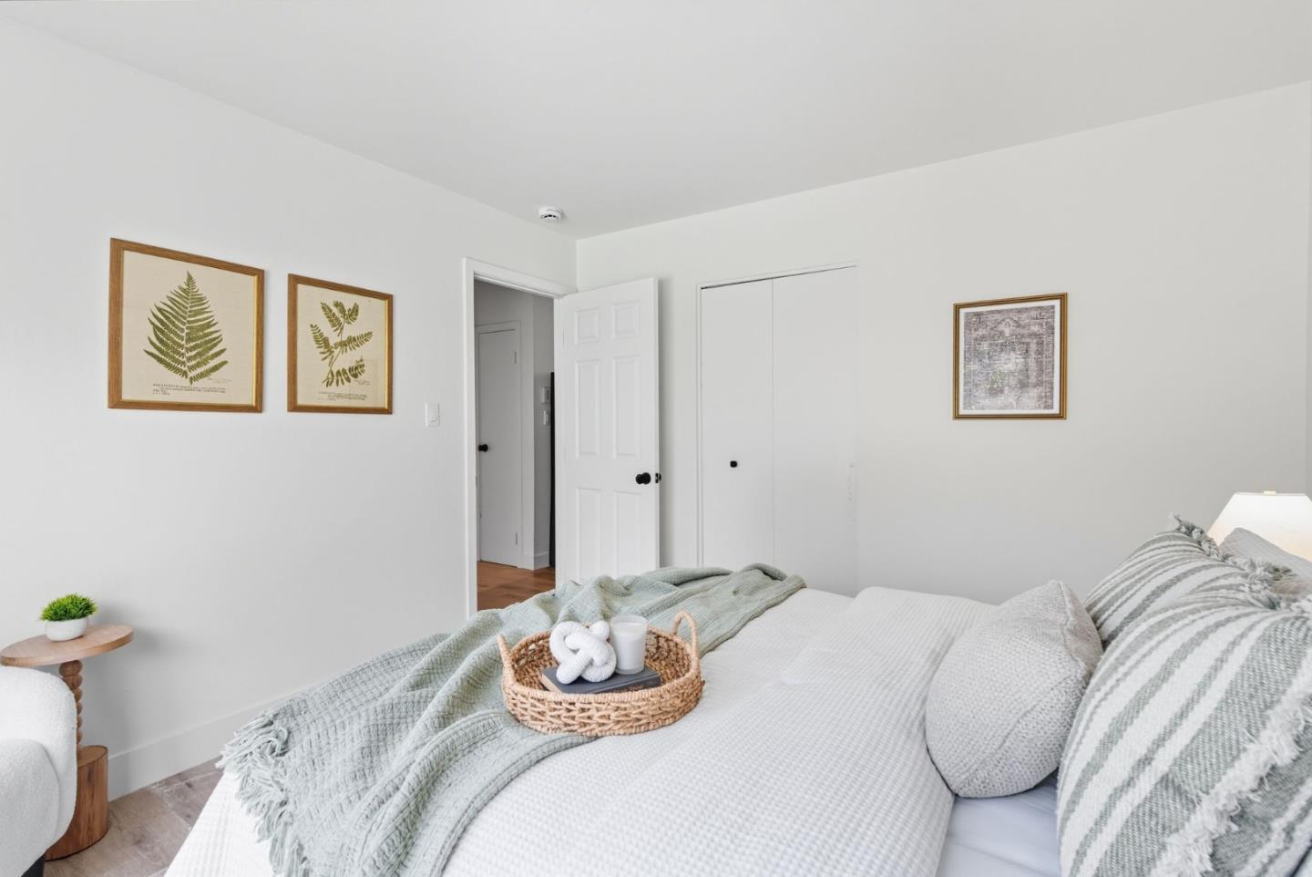 Detail Gallery Image 11 of 22 For 1640 Amhurst, Concord,  CA 94518 - 4 Beds | 2 Baths