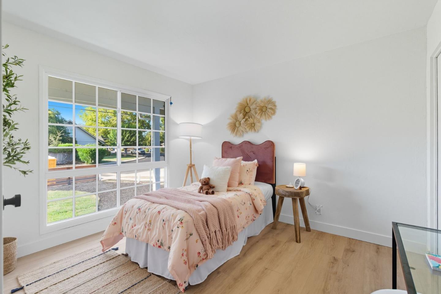 Detail Gallery Image 13 of 22 For 1640 Amhurst, Concord,  CA 94518 - 4 Beds | 2 Baths