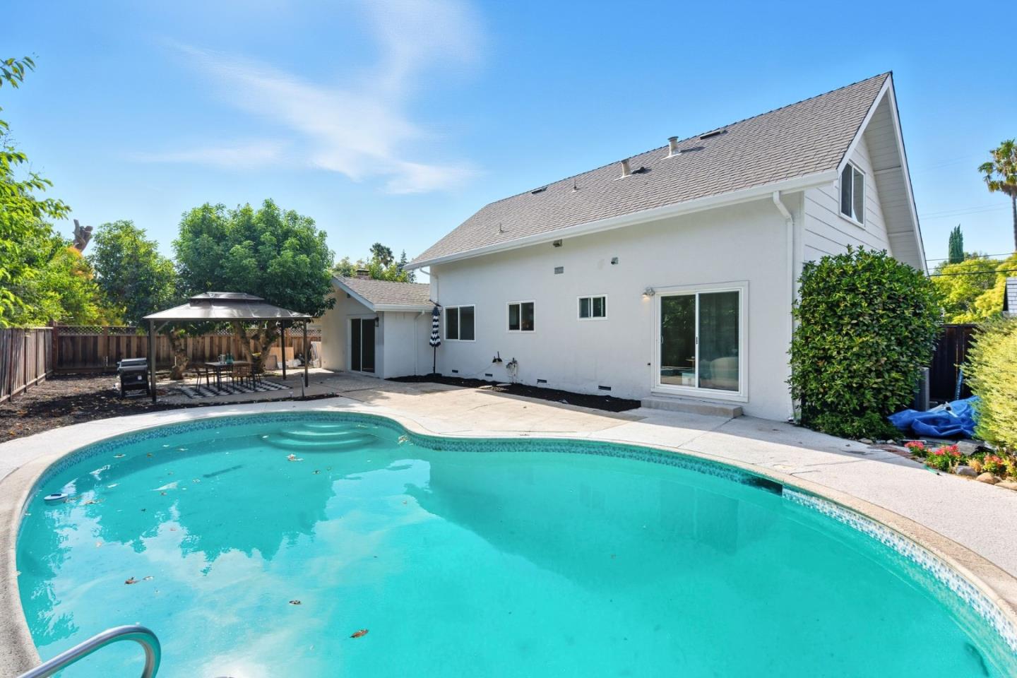 Detail Gallery Image 20 of 22 For 1640 Amhurst, Concord,  CA 94518 - 4 Beds | 2 Baths
