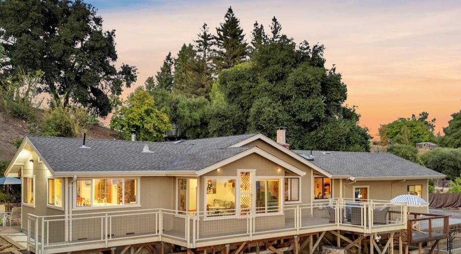 Detail Gallery Image 2 of 61 For 24854 Skyland Rd, Los Gatos,  CA 95033 - 3 Beds | 2 Baths