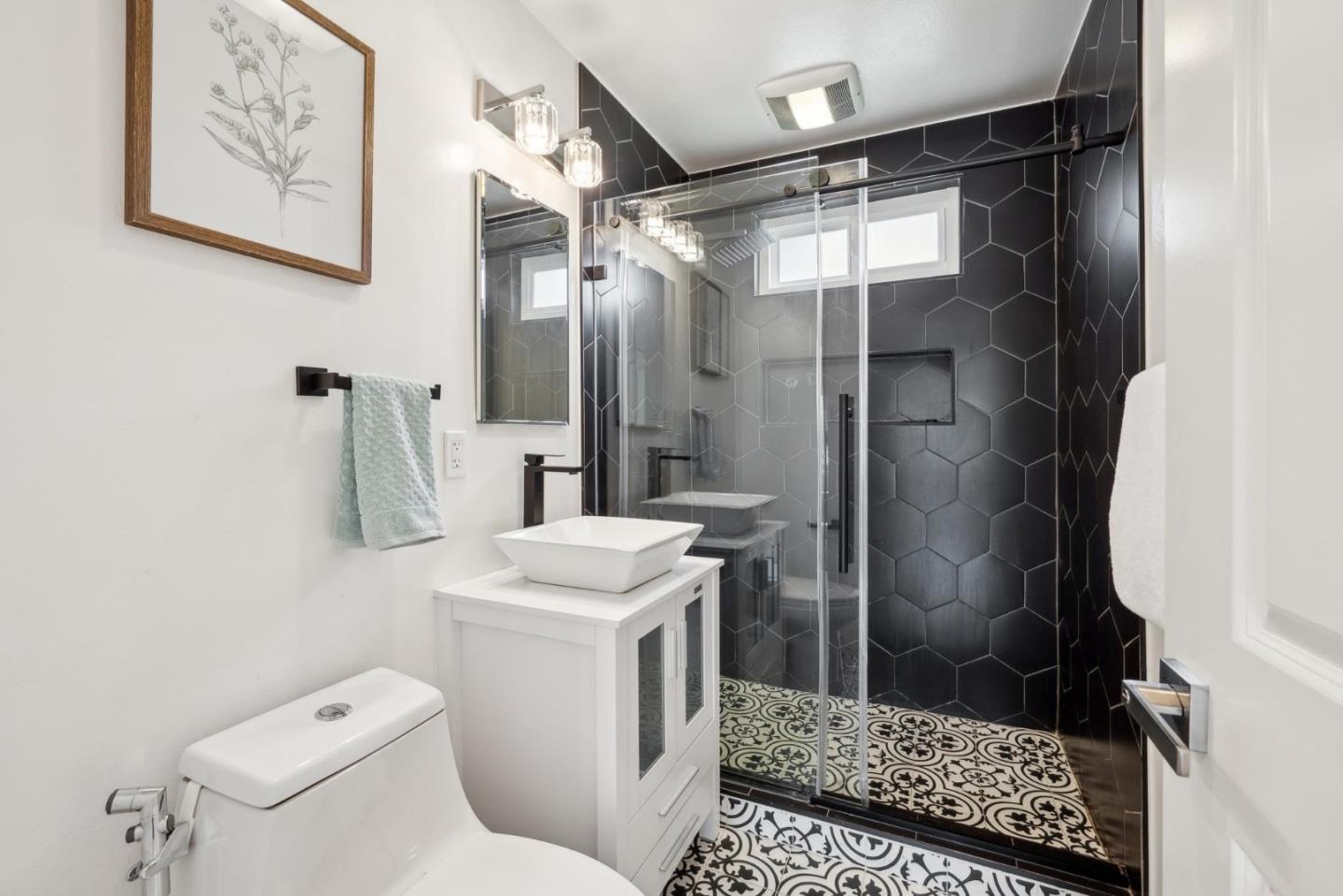 Detail Gallery Image 15 of 25 For 14600 Wyrick Ave, San Jose,  CA 95124 - 3 Beds | 2 Baths