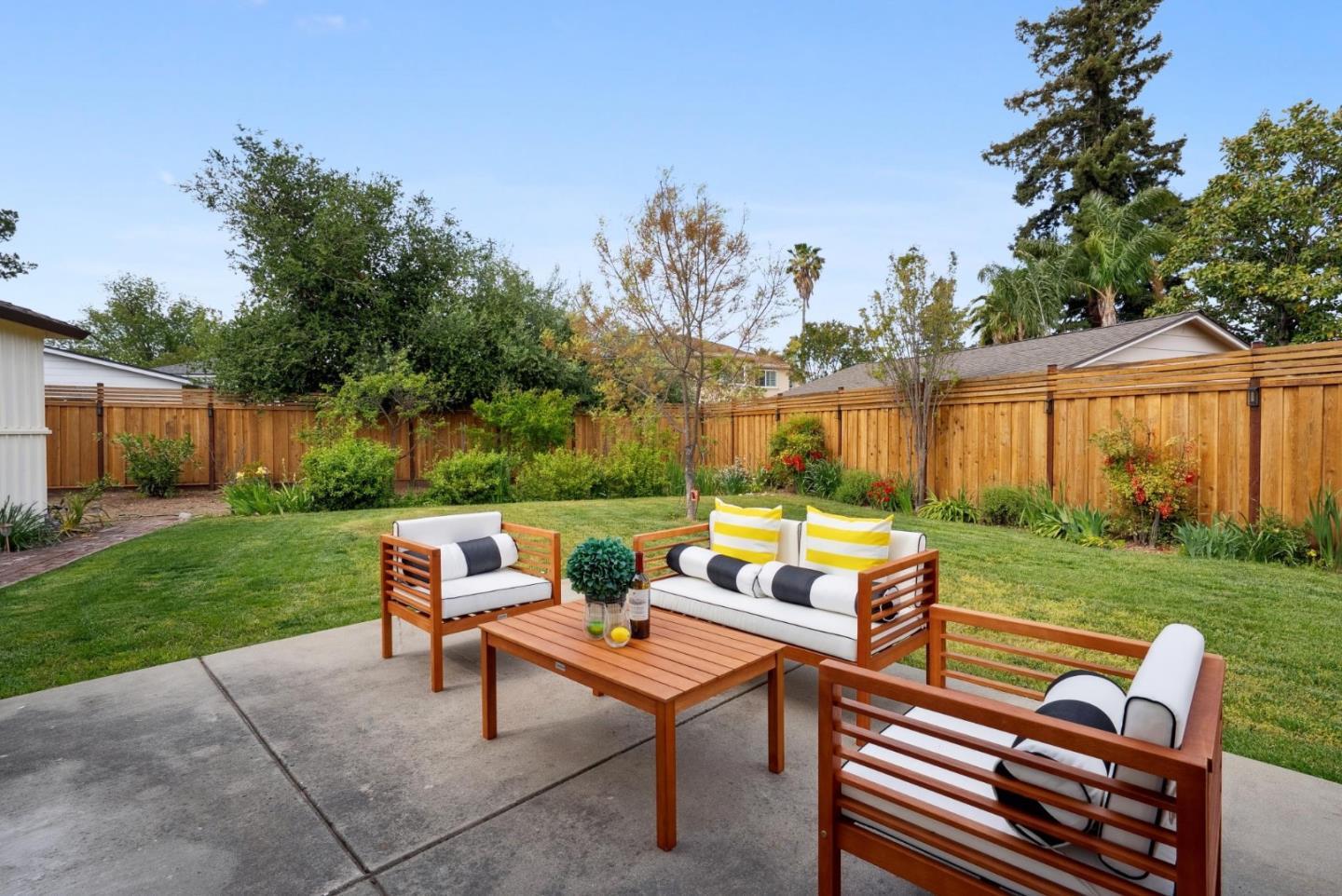 Detail Gallery Image 21 of 25 For 14600 Wyrick Ave, San Jose,  CA 95124 - 3 Beds | 2 Baths