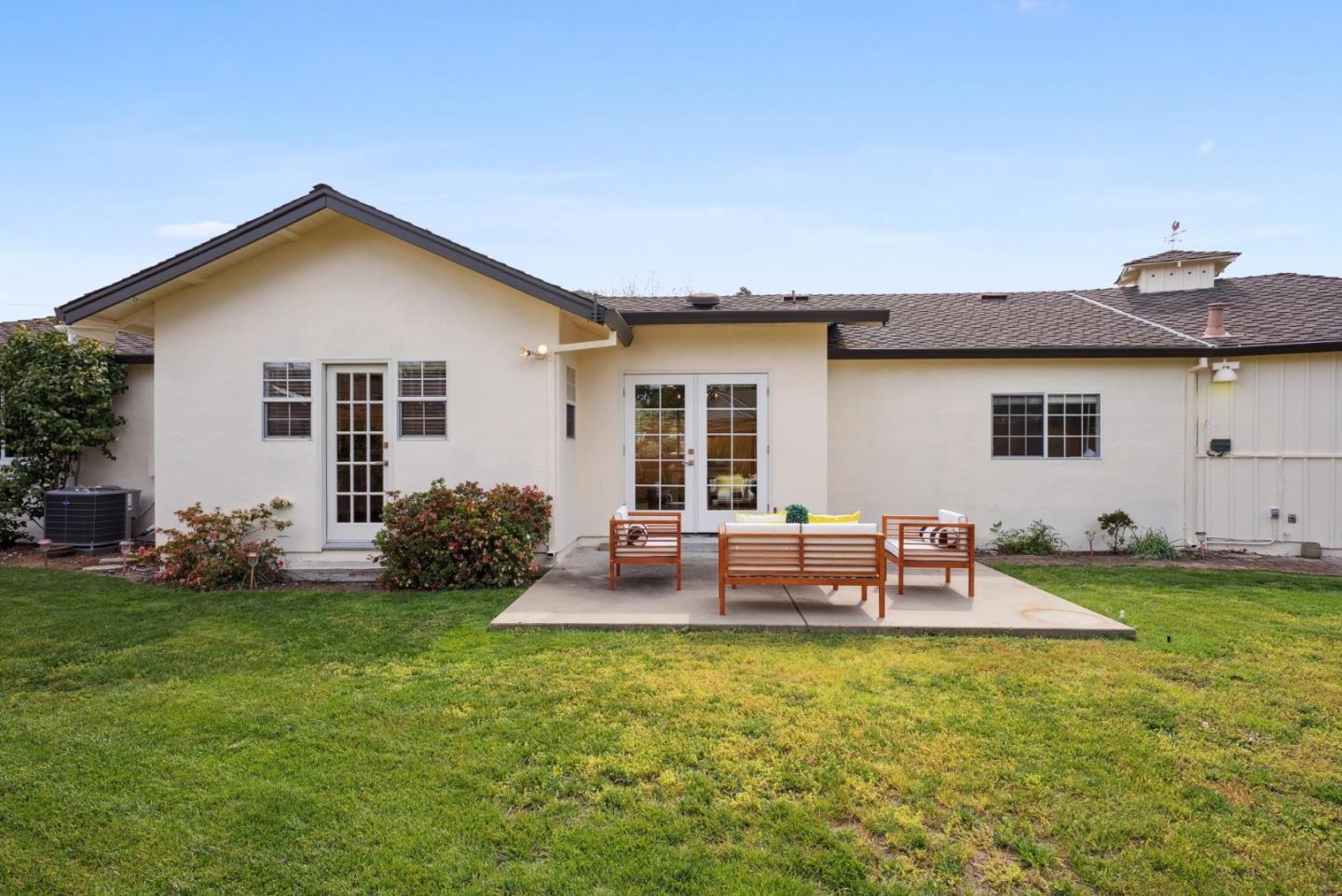 Detail Gallery Image 22 of 25 For 14600 Wyrick Ave, San Jose,  CA 95124 - 3 Beds | 2 Baths