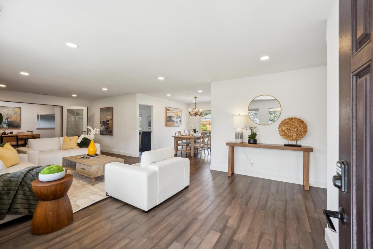 Detail Gallery Image 3 of 25 For 14600 Wyrick Ave, San Jose,  CA 95124 - 3 Beds | 2 Baths