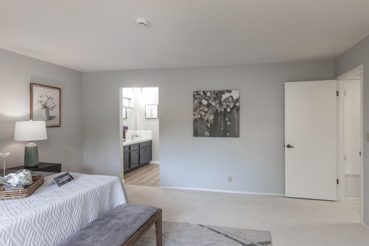 13199 PARAMOUNT DR, SARATOGA, CA 95070  Photo 20