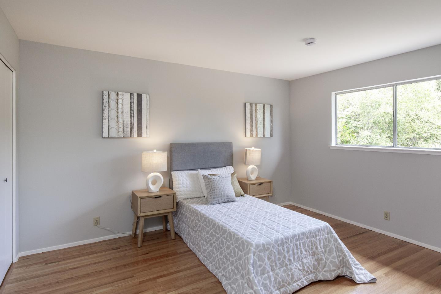 Detail Gallery Image 21 of 87 For 13199 Paramount Dr, Saratoga,  CA 95070 - 5 Beds | 3 Baths