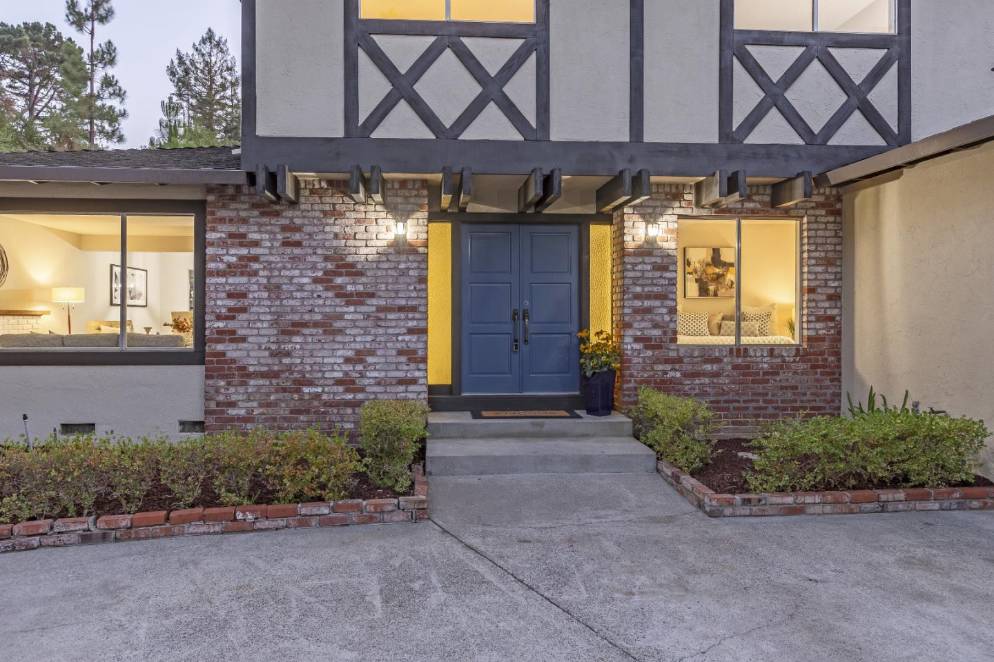13199 PARAMOUNT DR, SARATOGA, CA 95070  Photo 3