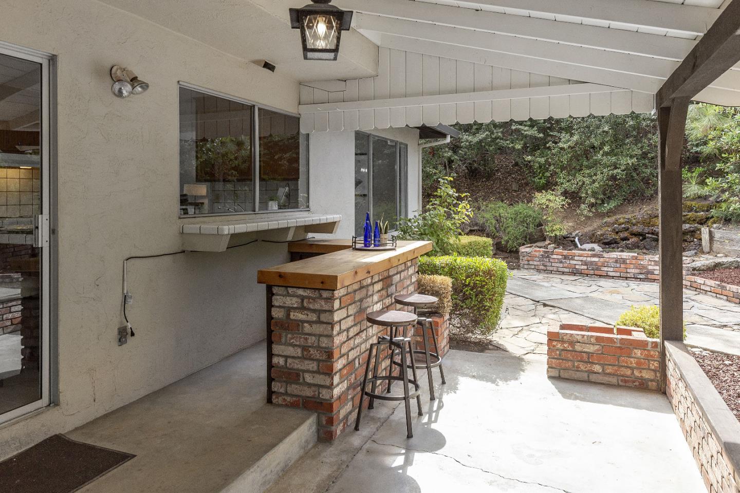Detail Gallery Image 39 of 87 For 13199 Paramount Dr, Saratoga,  CA 95070 - 5 Beds | 3 Baths