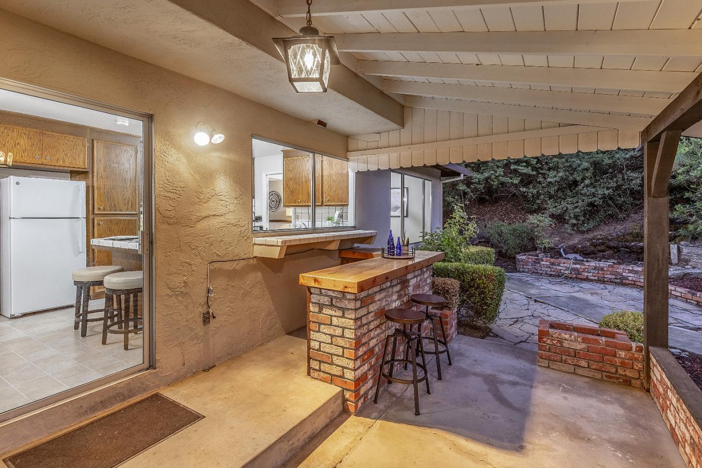 Detail Gallery Image 43 of 87 For 13199 Paramount Dr, Saratoga,  CA 95070 - 5 Beds | 3 Baths