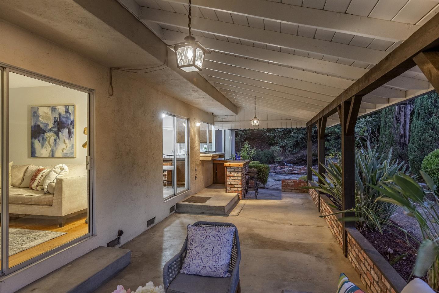Detail Gallery Image 44 of 87 For 13199 Paramount Dr, Saratoga,  CA 95070 - 5 Beds | 3 Baths