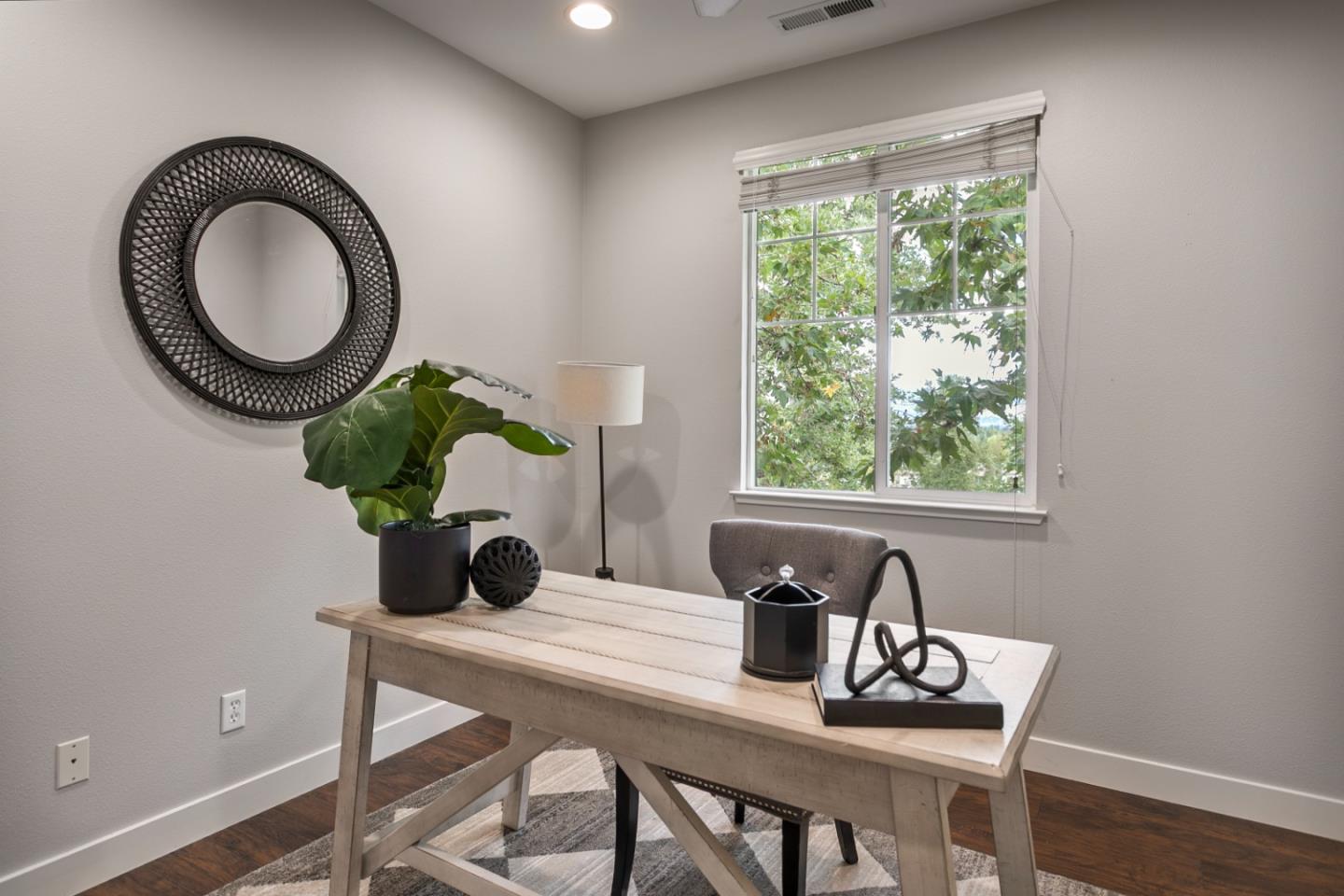 Detail Gallery Image 24 of 39 For 2107 Gullane Way, Gilroy,  CA 95020 - 4 Beds | 2/1 Baths