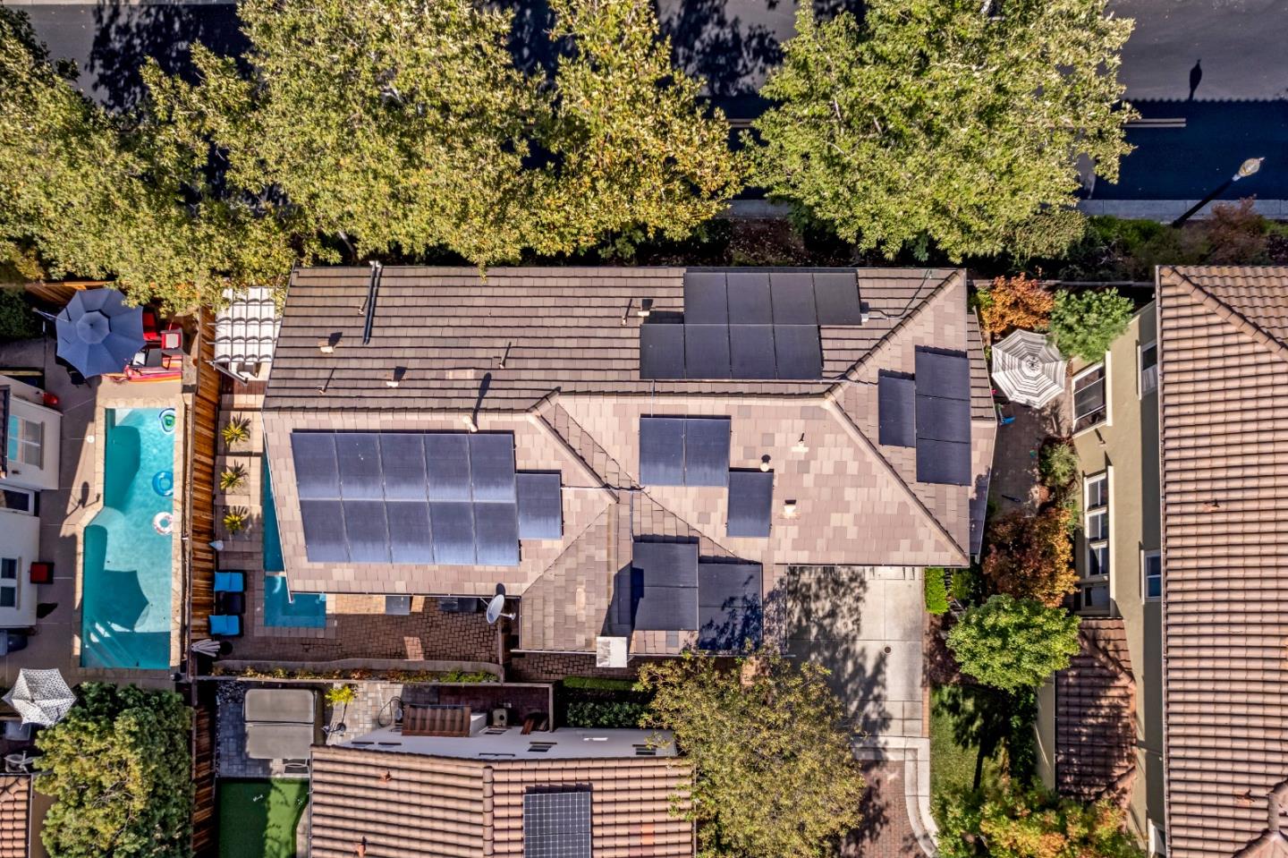 Detail Gallery Image 34 of 39 For 2107 Gullane Way, Gilroy,  CA 95020 - 4 Beds | 2/1 Baths