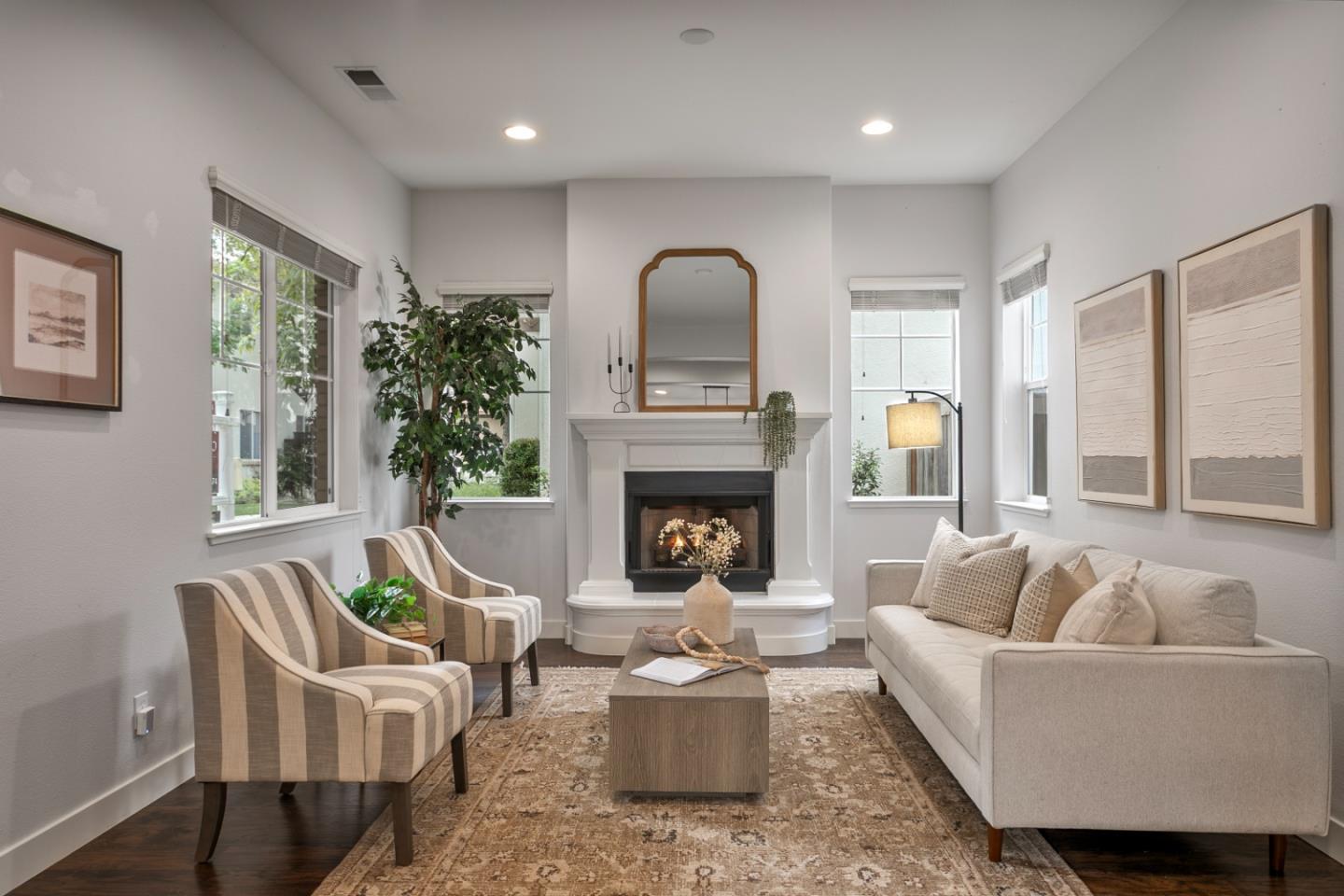 Detail Gallery Image 7 of 39 For 2107 Gullane Way, Gilroy,  CA 95020 - 4 Beds | 2/1 Baths