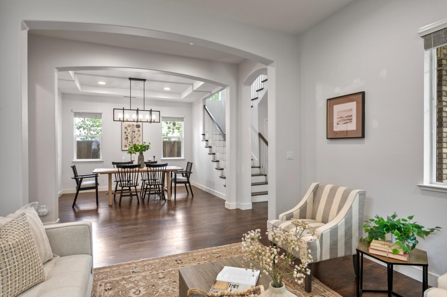 Detail Gallery Image 8 of 39 For 2107 Gullane Way, Gilroy,  CA 95020 - 4 Beds | 2/1 Baths