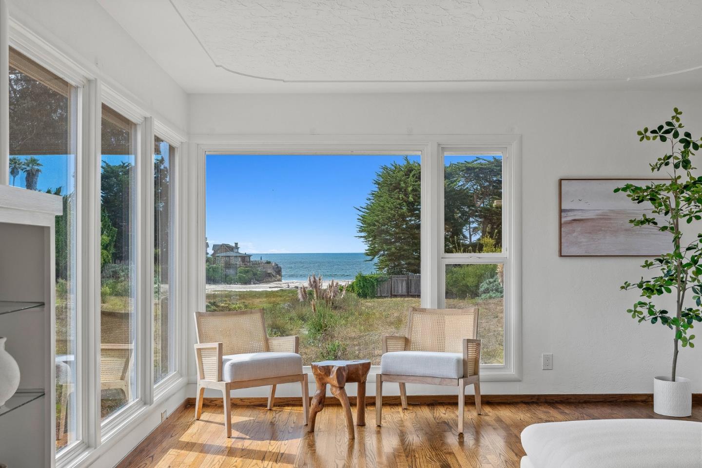 Detail Gallery Image 10 of 34 For 265 15th Ave, Santa Cruz,  CA 95062 - 3 Beds | 2 Baths