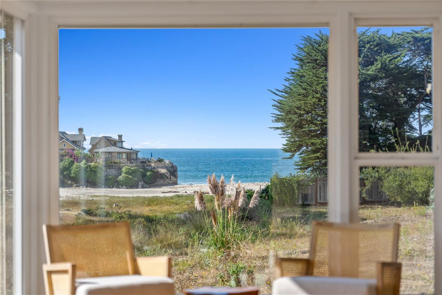 Detail Gallery Image 11 of 34 For 265 15th Ave, Santa Cruz,  CA 95062 - 3 Beds | 2 Baths