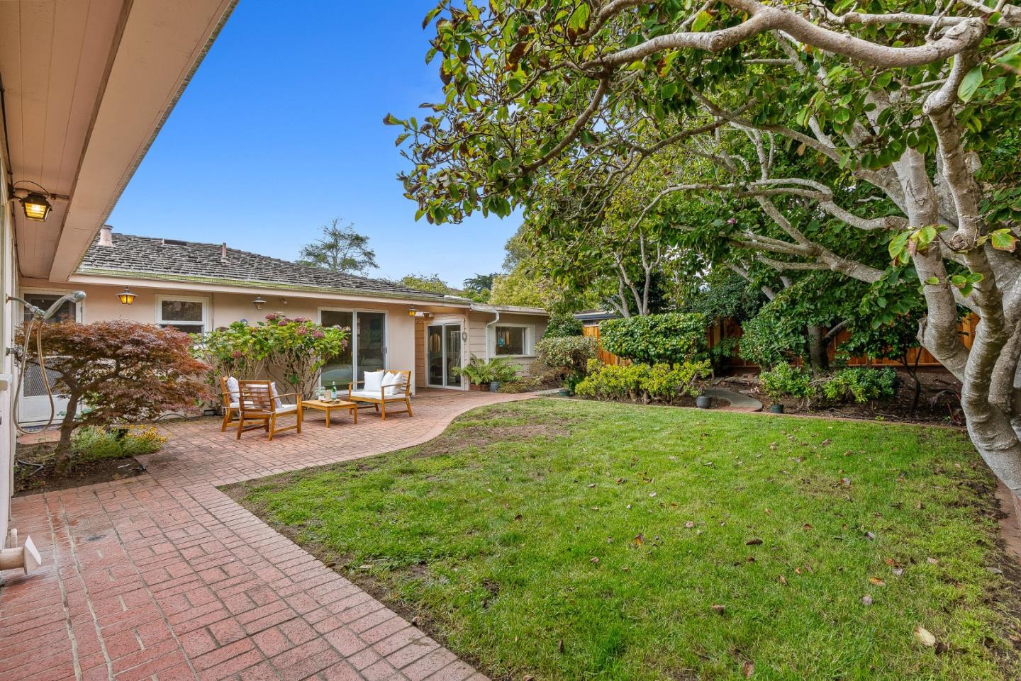 Detail Gallery Image 30 of 34 For 265 15th Ave, Santa Cruz,  CA 95062 - 3 Beds | 2 Baths