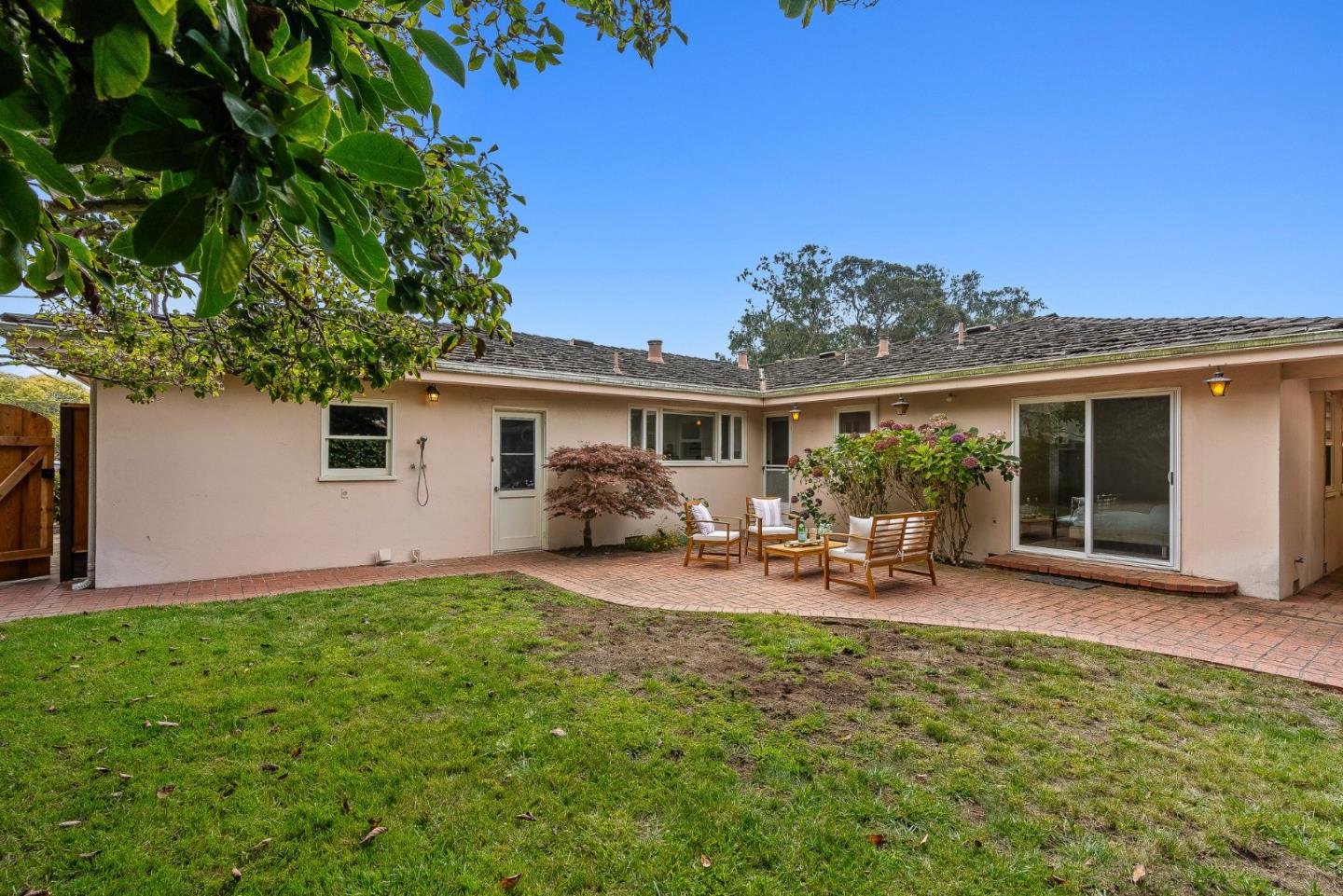 Detail Gallery Image 31 of 34 For 265 15th Ave, Santa Cruz,  CA 95062 - 3 Beds | 2 Baths