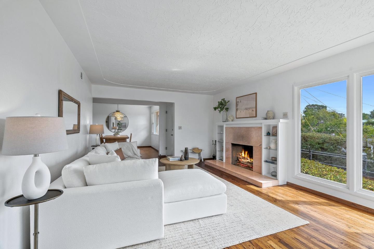 Detail Gallery Image 9 of 34 For 265 15th Ave, Santa Cruz,  CA 95062 - 3 Beds | 2 Baths