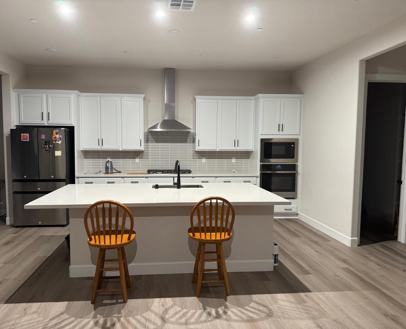 Detail Gallery Image 2 of 14 For 2146 Vermentino St, Manteca,  CA 95337 - 3 Beds | 2 Baths