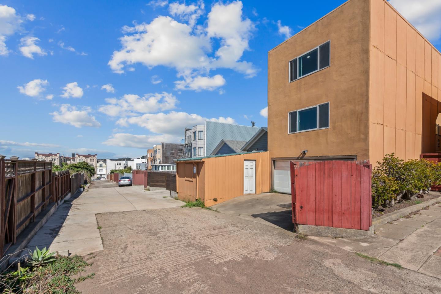 Detail Gallery Image 20 of 27 For 1551 20th Ave, San Francisco,  CA 94122 - 6 Beds | 3 Baths